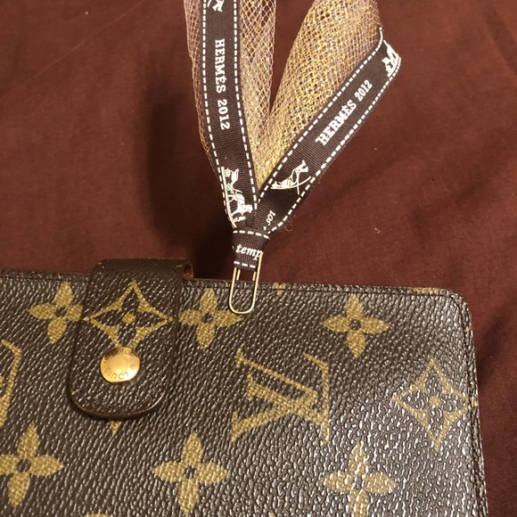 Authentic Hermès Decorative Ribbon Paper Clip - Picture 5 of 5